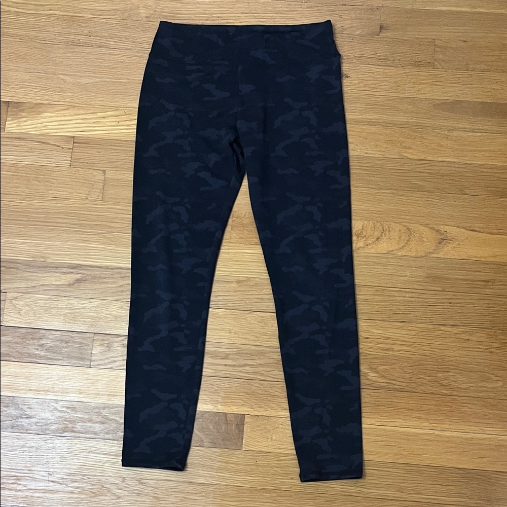Threads 4 Thought Kids Black Camo Leggings